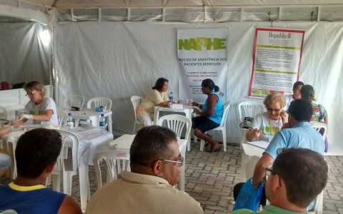 AÇÃO DE SAÚDE E CIDADANIA / SINDFRUTAS em 06 e 07/11/14