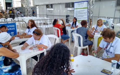 NAPHE realiza testagem no Projeto Colmeia no Pátio do Carmo nos dias 11 e 12/11/2015