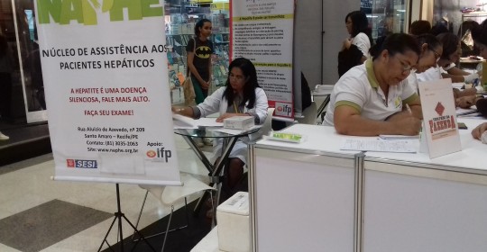 NAPHE realiza testagem referente ao Dia Mundial de Luta Contra as Hepatites Virais no Shopping Plaza Casa Forte em 28/07/2016