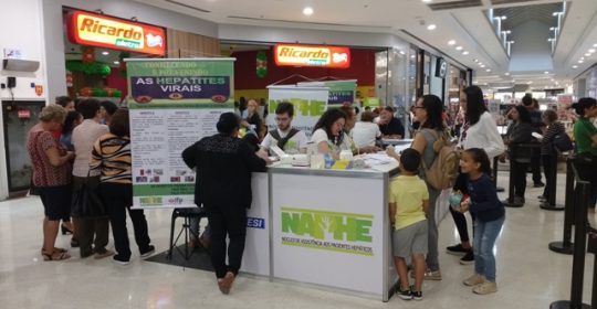 NAPHE realiza testagem no Shopping Tacaruna em 28/07/2017