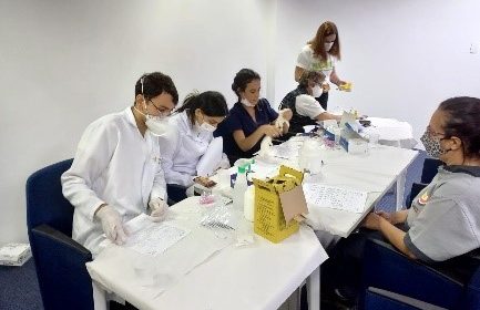 NAPHE realiza testagem rápida para as Hepatites na Compesa