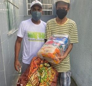 NAPHE realiza entrega de cestas básicas para a Celebração do Natal