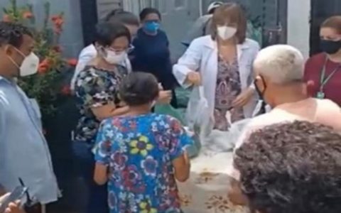 NAPHE realiza entrega de cestas básicas para a Celebração da Páscoa para a Comunidade João de Barros